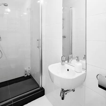 Citynest Apartment